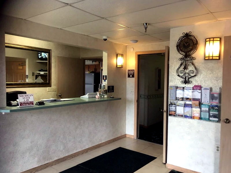 Value Host Motor Inn - From Web Listing (newer photo)